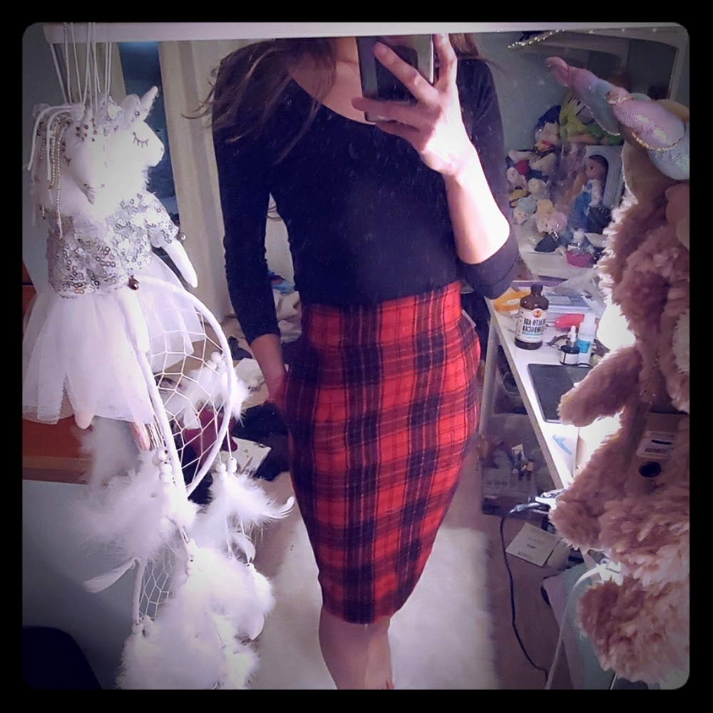 Moussy wool checker midi skirt